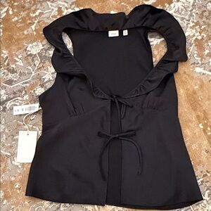 Tonka Black Sleeveless Blouse